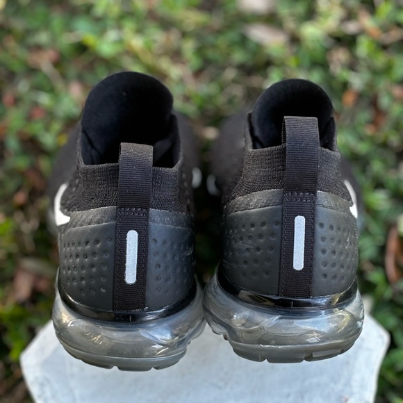 Wmns Air VaporMax Flyknit 2 ‘Black White’ 942843-001 sze 7.5 - Picture 5 of 8